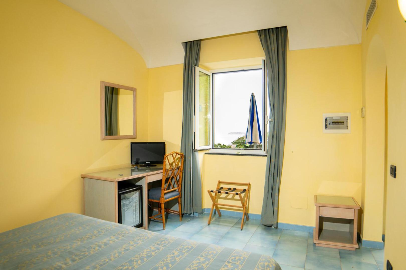 Hotel Oasi Castiglione Casamicciola Terme Camera foto