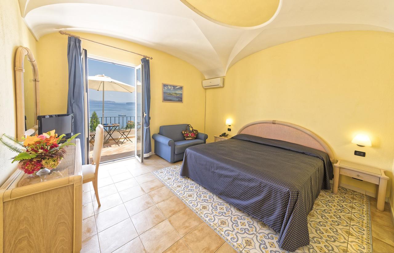 Hotel Oasi Castiglione Casamicciola Terme Esterno foto